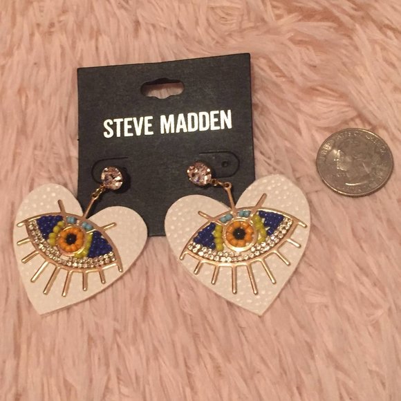 NWT Steve Madden Beaded Eye Heart Earrings - Picture 2 of 2